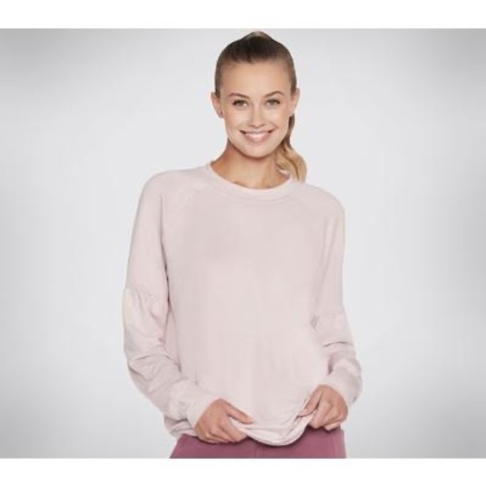 Skechers Women's SKECHLUXE Restful Crew Top | Size Large | Light Pink |
